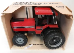 1/16 International 5488 Cab with Duals & MFD