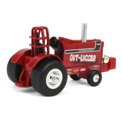 1/64 International 1466 "Out-Lugger" Vintage Pulling Tractor