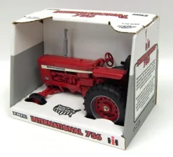 1/16 International 756 Wide Front by ERTL
