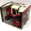 1/16 International 1586 with Cab & Duals by ERTL