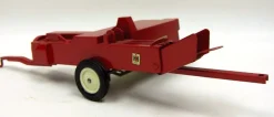 1/16 International Baler with Bales, Made in the USA by ERTL