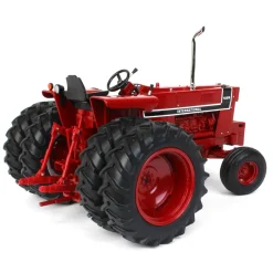 1/16 International Harvester 1066 Black Stripe with Rear Duals, ERTL Prestige Collection