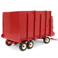 1/16 International Harvester 120 Forage Wagon with Tandem Axle
