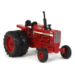 1/64 International Harvester Farmall 1456 with Rear Duals & FFA Logo