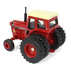 1/64 International Harvester 1466 Black Stripe Wide Front with FFA Logo