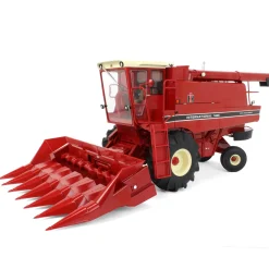 1/16 International Harvester 1460 Combine, ERTL Case IH Prestige Select #1