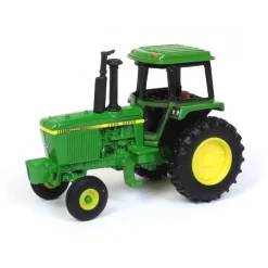 1/64 John Deere 4440 Cab with FFA Logo