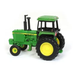 1/64 John Deere 4440 Cab with FFA Logo