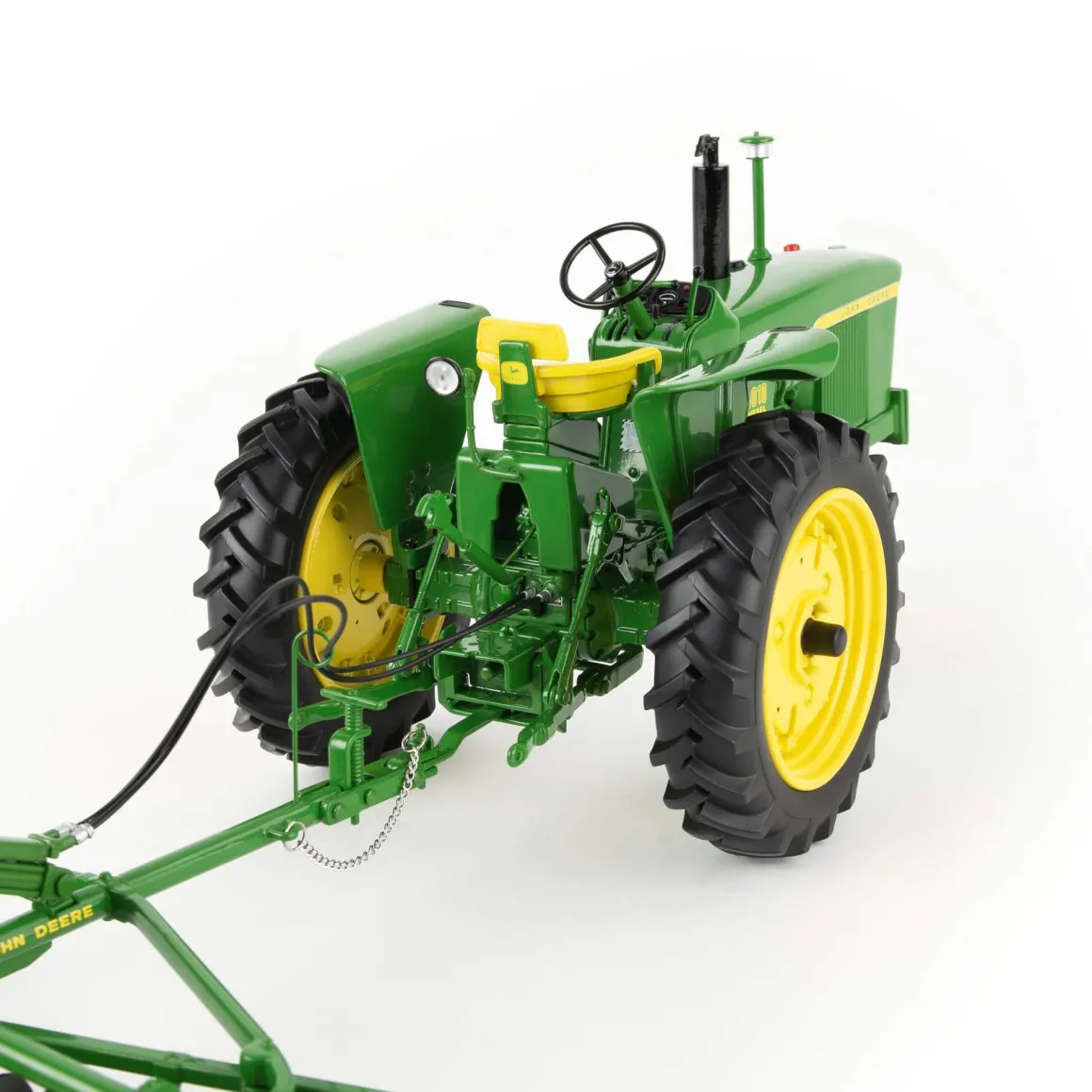 1/16 John Deere 3010 Diesel with RW Disk, ERTL Precision Heritage Series