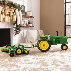 1/16 John Deere 3010 Diesel with RW Disk, ERTL Precision Heritage Series