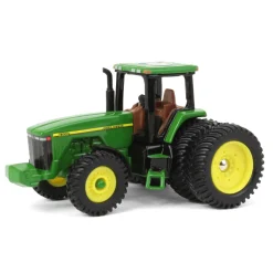 1/64 John Deere 8300 MFWD Tractor w/ Rear Duals & FFA Logo