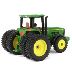 1/64 John Deere 8300 MFWD Tractor w/ Rear Duals & FFA Logo