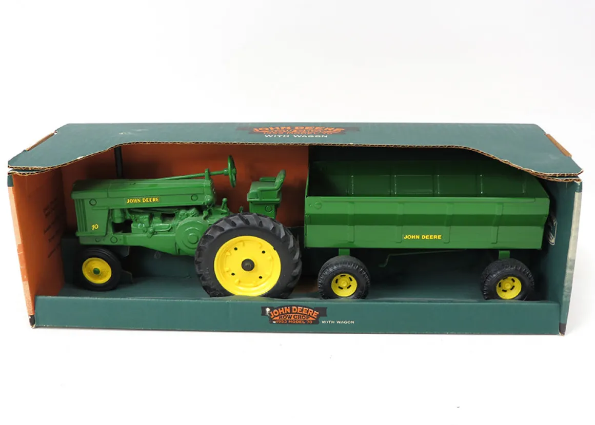 1/16 John Deere 70 Narrow Front Tractor with Steel Flare Box Wagon
