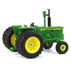 1/64 John Deere 6030 Open Station w/ Rear Duals & Rear Fenders