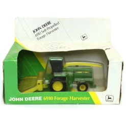 1/64 John Deere 6910 Self-Propelled Forage Harvester