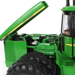 1/16 John Deere 8850 4WD with Front & Rear Duals, ERTL Prestige Select #3