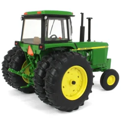 1/16 John Deere 4430 Wide Front Tractor with Rear Duals, ERTL Prestige Collection