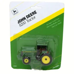 1/64 John Deere 8200 with MFWD