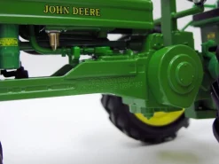 1/16 John Deere B Styled 75th Anniversary Tractor with DVD