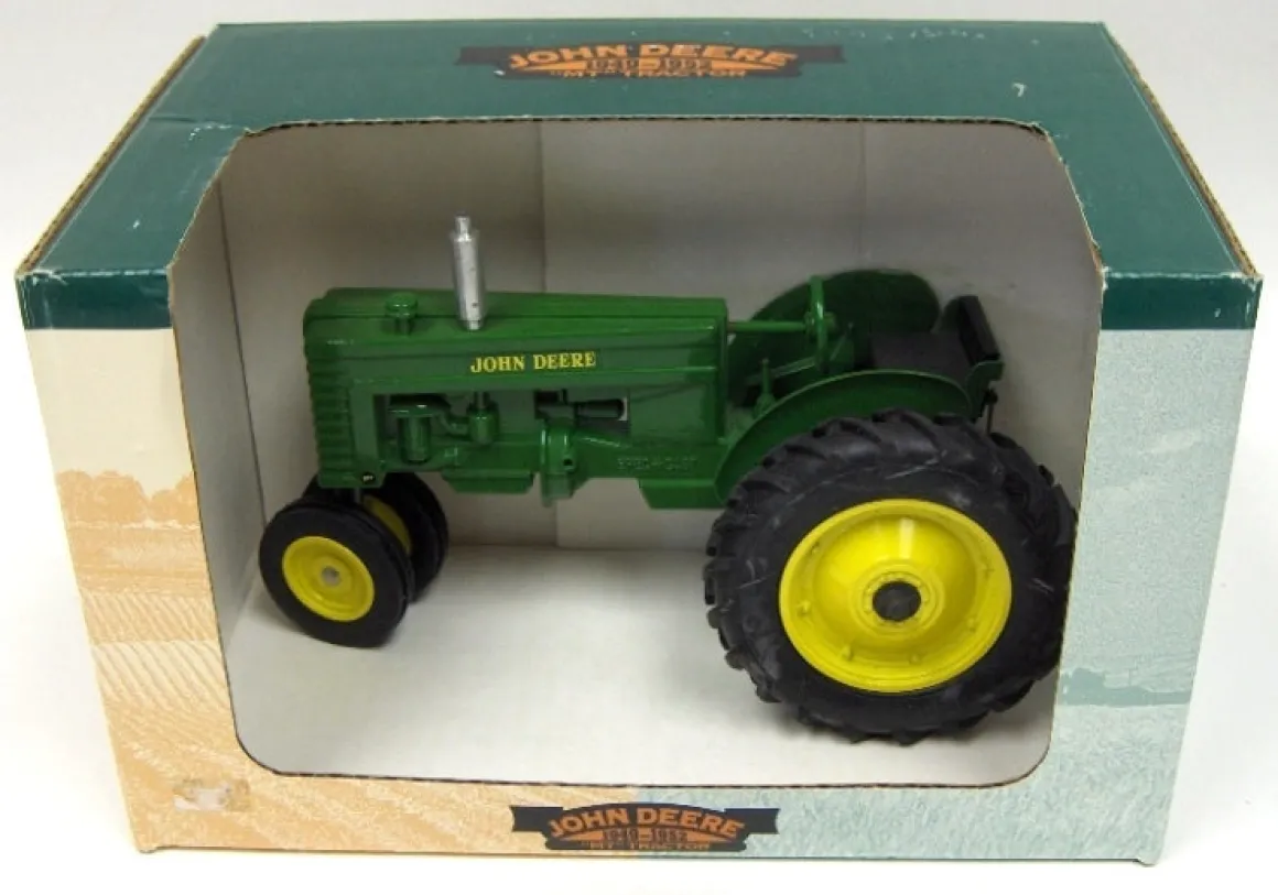 1/16 John Deere MT Narrow Front by SpecCast