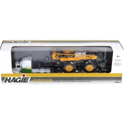 1/64 John Deere Semi with Lowboy Trailer & Hagie STS12 Sprayer