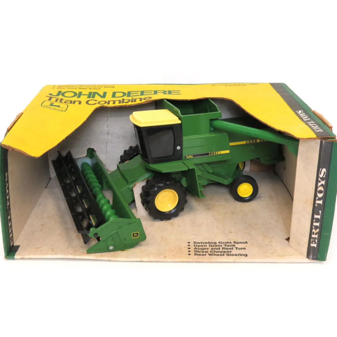 1/24 John Deere Titan Combine with Grain Header