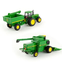 1/64 John Deere Vintage 7720 Combine Harvesting Set by ERTL