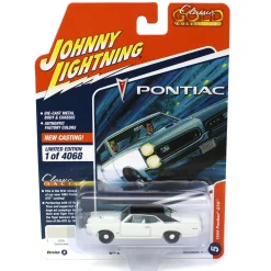 1/64 Johnny Lightning Classic Gold 2023 Release 1A - 1966 Pontiac GTO, Cameo Ivory