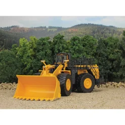 1/50 Komatsu WA900-3 Articulating Wheel Loader