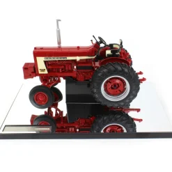 1/16 Limited Edition Farmall 806, Farmall 100th Anniversary Edition