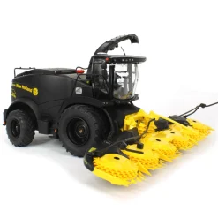 1/32 Limited Edition New Holland FR920 Yellow Bull Forage Harvester