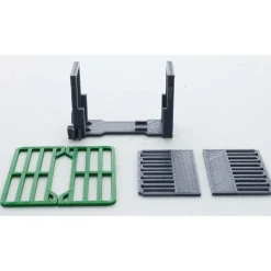 1/64 Livestock Squeeze Chute with 2 Panels, 3D Printed