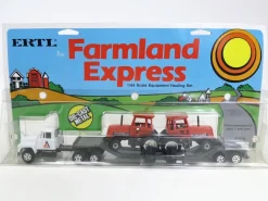 1/64 Mack Semi with Lowboy Trailer & 2 Allis Chalmers 8070 Tractors