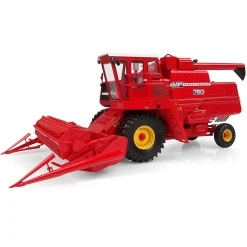 1/32 Massey Ferguson 760 Combine with Grain Head