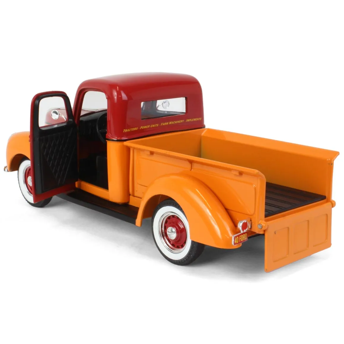 1/25 Minneapolis Moline 1940 Ford Pickup Truck