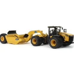 1/50 Mobile Track Solutions 3630 Switchback Articulating 4WD Tractor & 33-38XL Towed Scraper