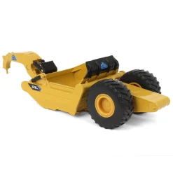 1/50 Mobile Track Solutions 33-38XL Towed Scraper