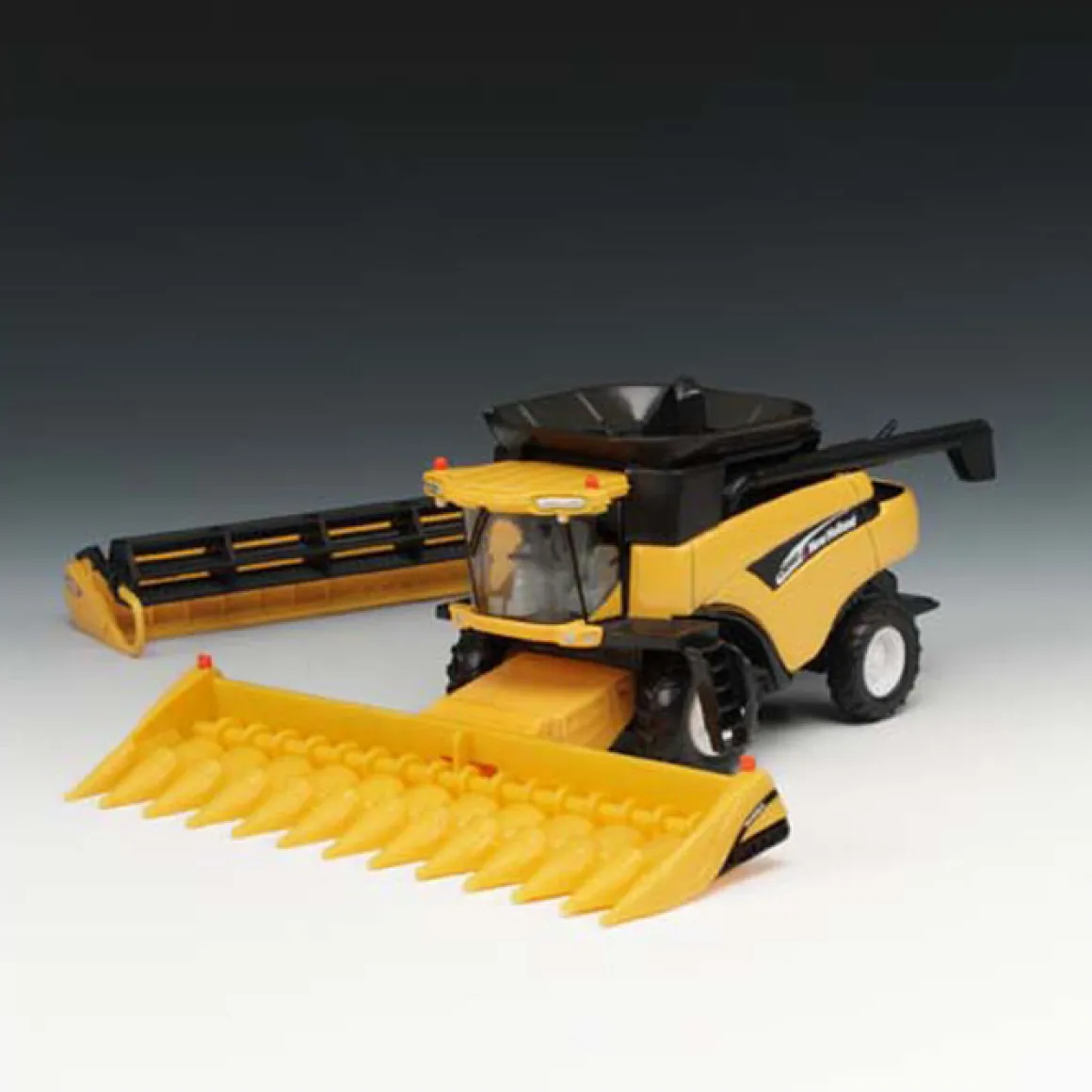 1/64 New Holland CR960 Combine with Corn & Grain Heads, ERTL 60th Anniversary Edition