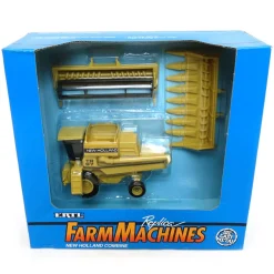 1/64 New Holland TR97 Combine with Corn & Grain Headers
