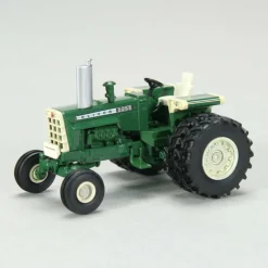 1/64 Oliver 2255 2WD with Duals & Fender Tanks