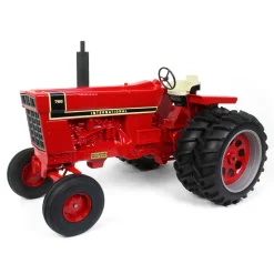 1/8 "Black Stripe" International Harvester 766 Wide Front with Duals, 2021 PA Farm Show, 1 of 99