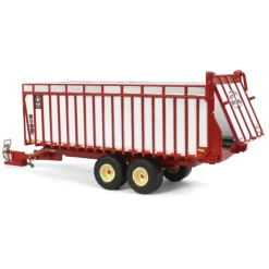 1/64 Red & White Meyer 8126RT Boss Forage Trailer