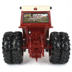 1/16 RESIN International Harvester 1466 Sculpture with Dave Barnhouse Farm Art