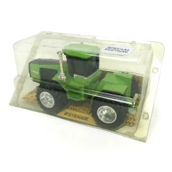 1/32 Steiger Panther CP1400 4WD with Duals and Chrome Stack and Rims