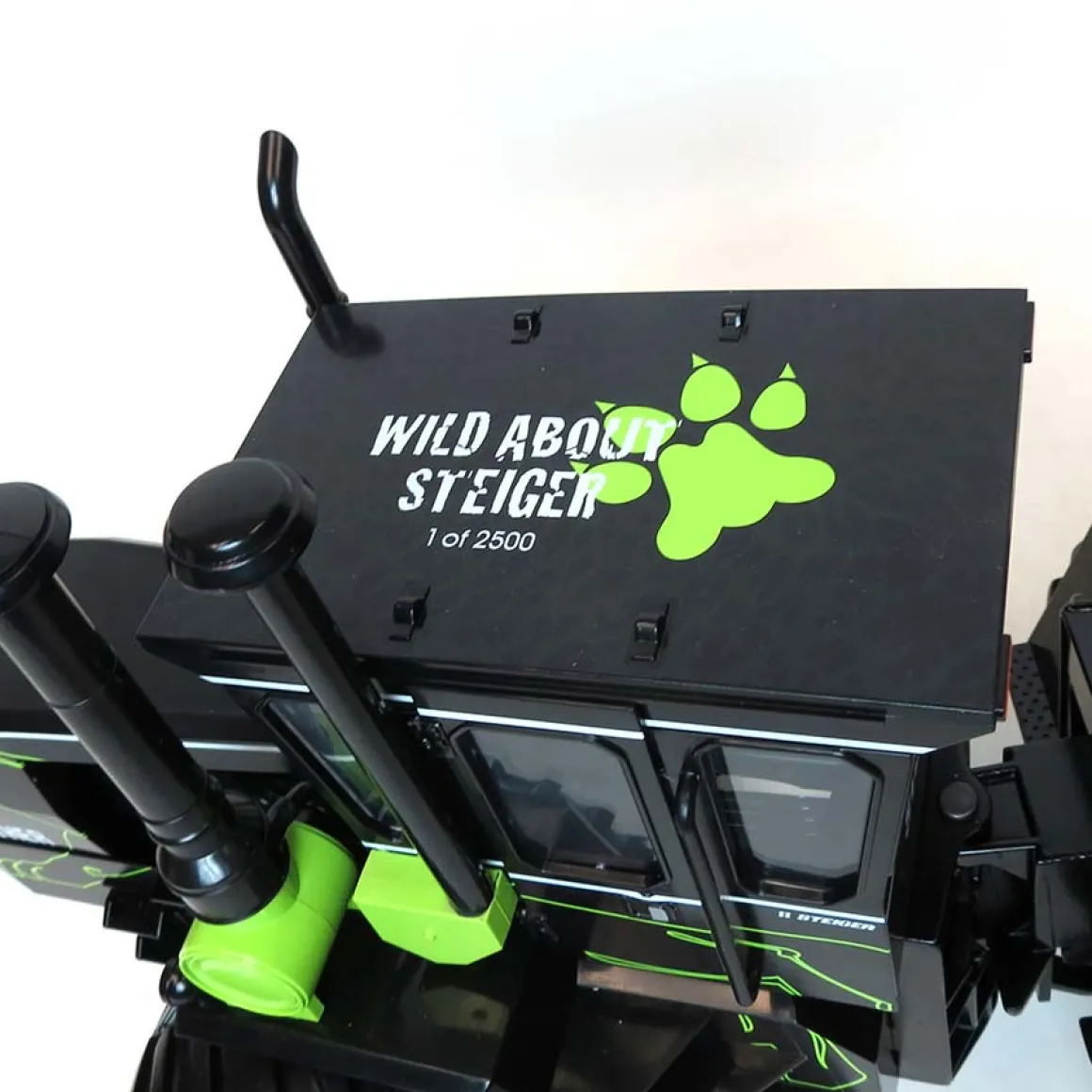 1/16 Steiger Panther with Special Panther Deco, "Wild About Steiger" Series