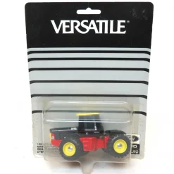 1/64 Versatile 846 4WD Designation 6 with Duals, Made in the USA