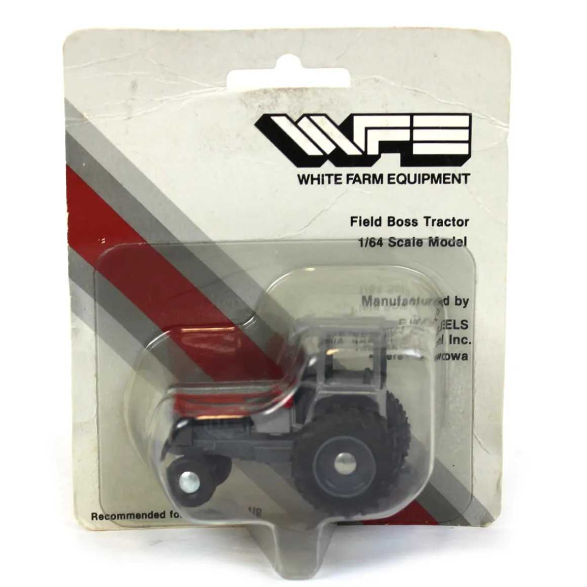1/64 White 2-155 Cab 2WD with Duals