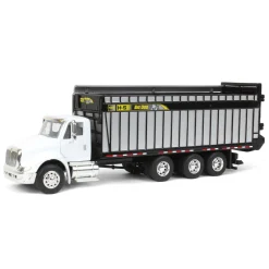 1/64 White International 8600 with H&S Big Dog 1226 Forage Box