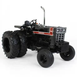 Black Chase Unit ~ 1/16 International Harvester 1066 Black Stripe with Rear Duals, ERTL Prestige Collection