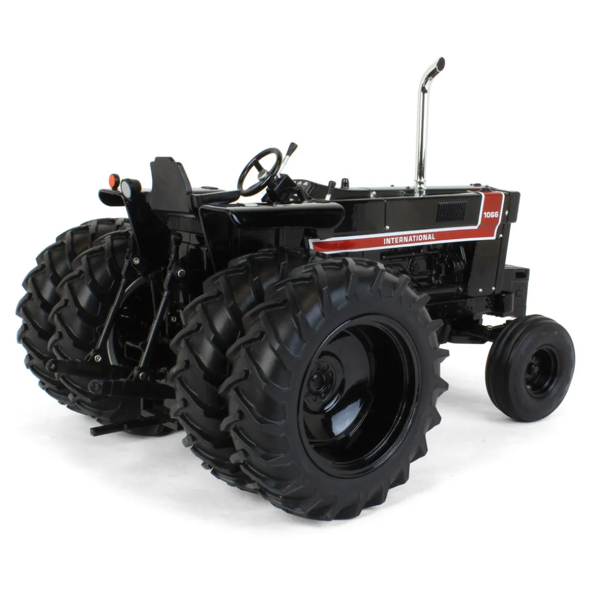 Black Chase Unit ~ 1/16 International Harvester 1066 Black Stripe with Rear Duals, ERTL Prestige Collection